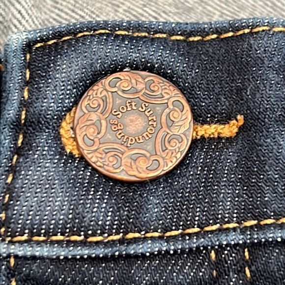 Soft Surroundings Jeans 10 - Picture 4 of 8